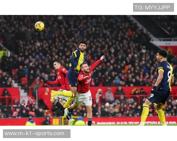 那不勒斯对决强敌展现实力球迷期待精彩比赛瞬间